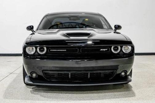 2016 Dodge Challenger SRT 392