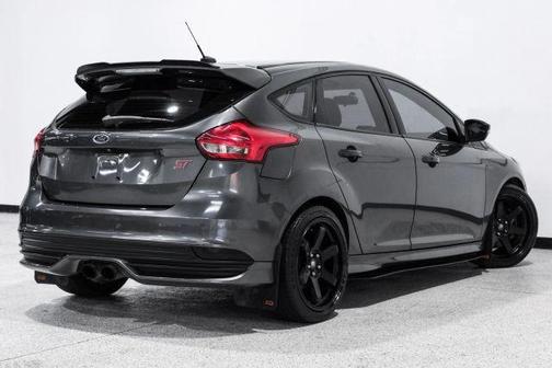 2018 Ford Focus ST Base