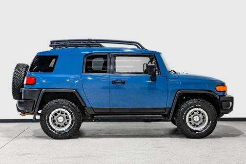 Blue 2014 Toyota FJ Cruiser Base