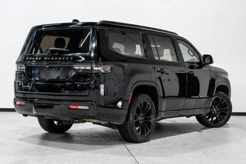 2022 Jeep Grand Wagoneer Series II