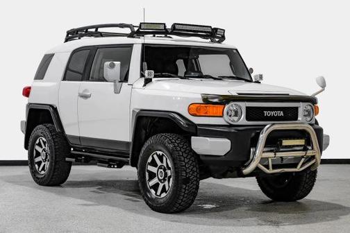 2014 Toyota FJ Cruiser Base