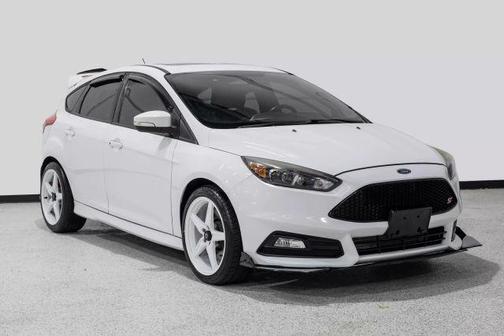 2017 Ford Focus ST Base