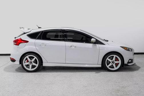 2017 Ford Focus ST Base