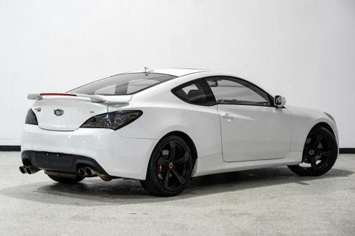 2013 Hyundai Genesis Coupe 3.8 Track