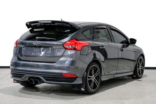 2018 Ford Focus ST Base