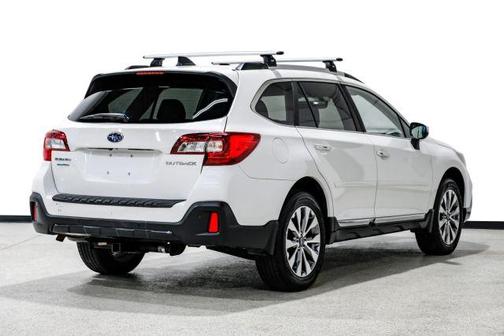 2018 Subaru Outback 2.5i Touring