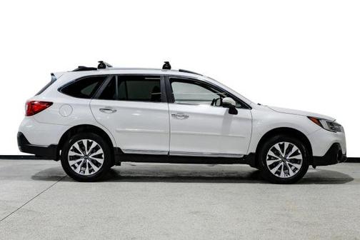 2018 Subaru Outback 2.5i Touring