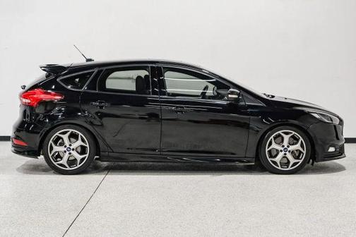 2016 Ford Focus ST Base