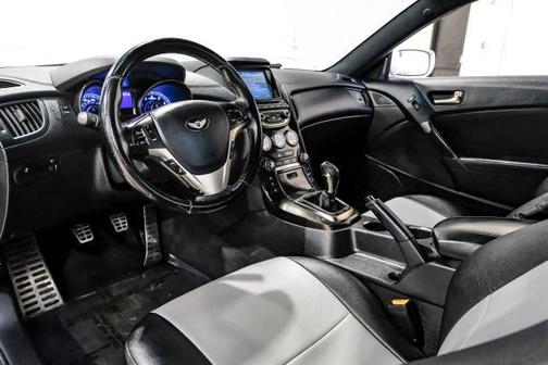 Casablanca White 2013 Hyundai Genesis Coupe 3.8 Track