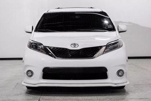 2017 Toyota Sienna SE