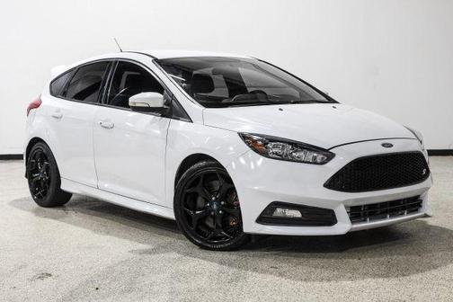 White 2017 Ford Focus ST Base
