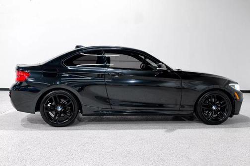 2018 BMW 230 i