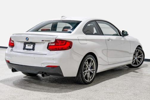 2016 BMW M235 i