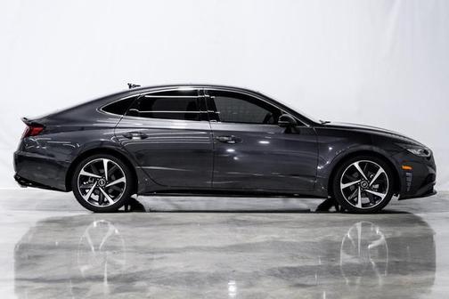 2022 Hyundai SONATA SEL Plus