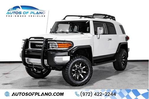 White 2014 Toyota FJ Cruiser Base