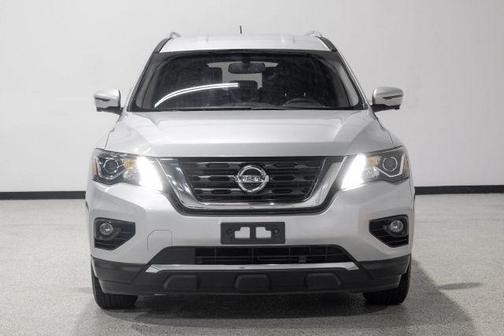 2017 Nissan Pathfinder SL