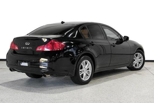 2013 INFINITI G37x Base