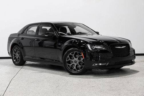 2016 Chrysler 300 S