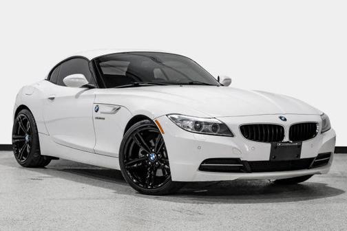 White 2016 BMW Z4 sDrive28i