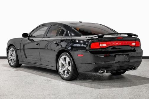 Black 2014 Dodge Charger R/T