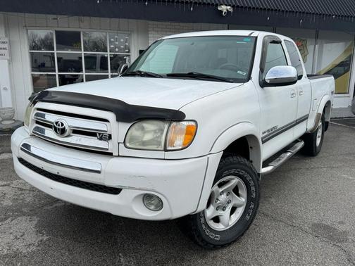 2004 Toyota Tundra SR5