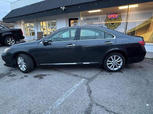 2010 Lexus ES 350 Base