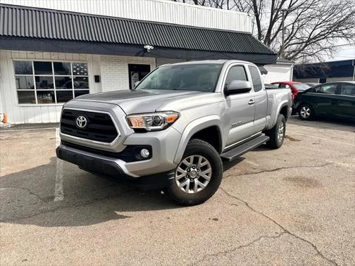 2016 Toyota Tacoma TRD Sport