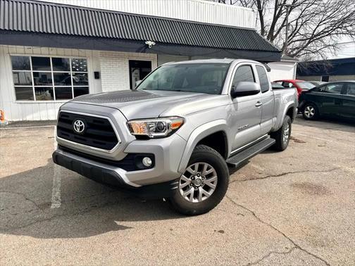 2016 Toyota Tacoma TRD Sport