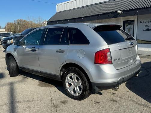 2013 Ford Edge SE