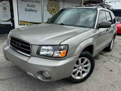 Platinum Silver Metallic 2005 Subaru Forester 2.5 XS