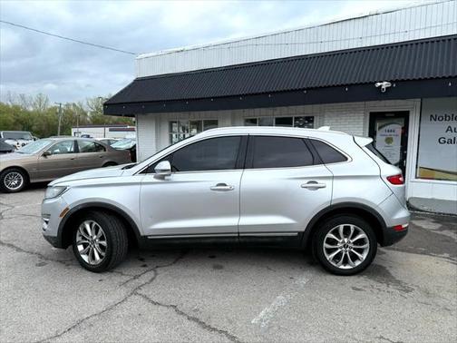 2016 Lincoln MKC Select