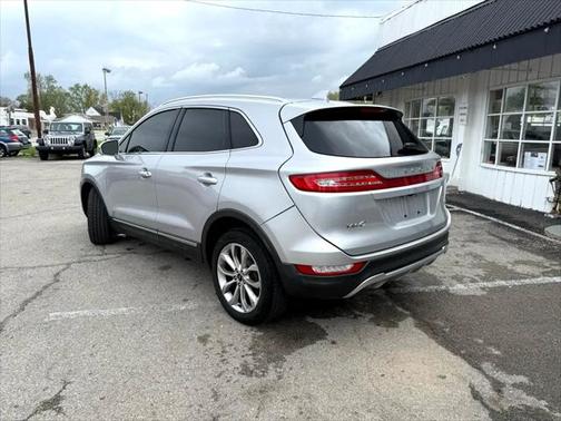 2016 Lincoln MKC Select
