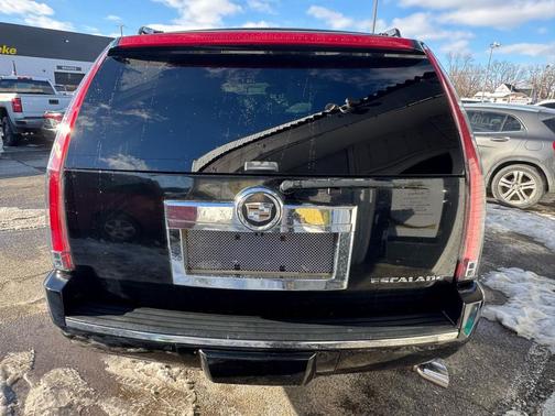 2007 Cadillac Escalade Base