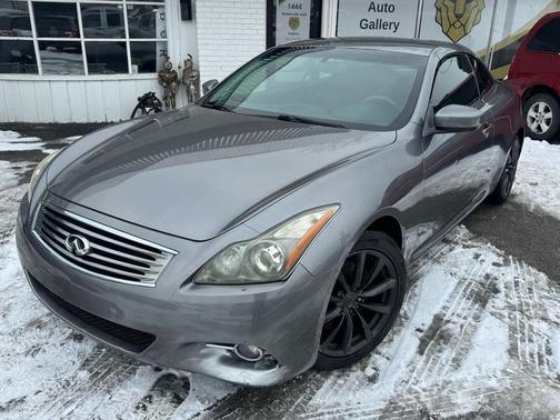 2011 INFINITI G37 Sport