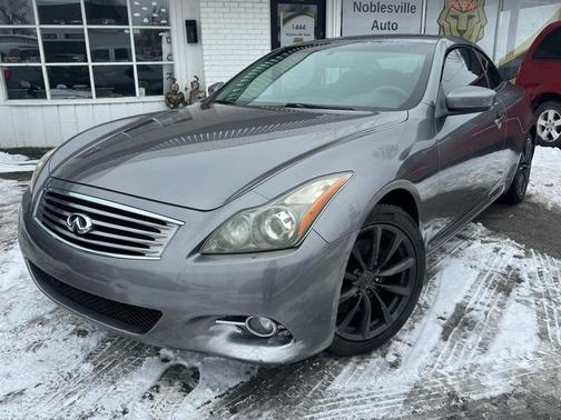 2011 INFINITI G37 Sport