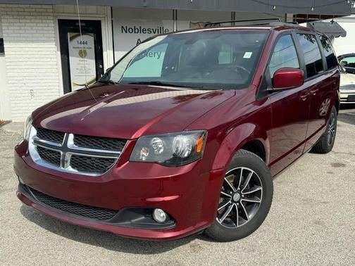 Octane Red Pearlcoat 2018 Dodge Grand Caravan GT