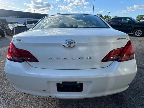 Blizzard Pearl 2008 Toyota Avalon XLS