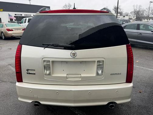 2005 Cadillac SRX V8