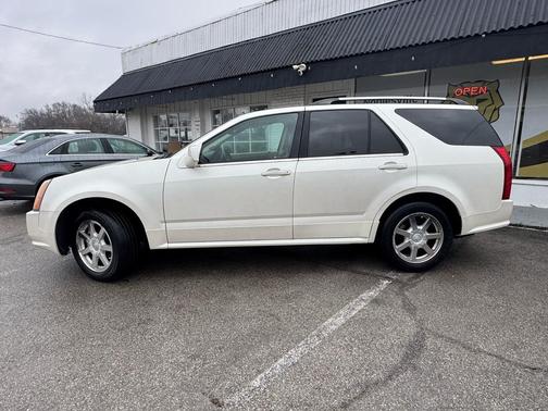 2005 Cadillac SRX V8