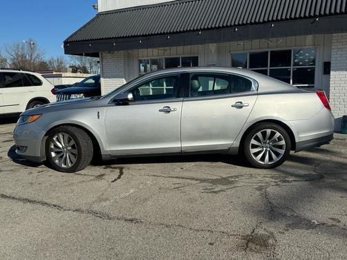 2013 Lincoln MKS Base