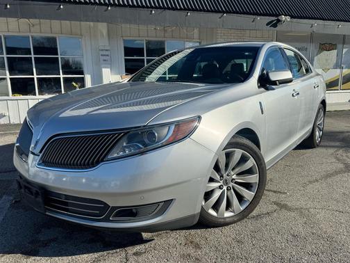 2013 Lincoln MKS Base