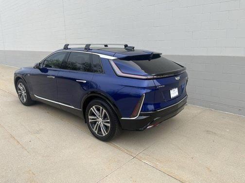 2024 Cadillac LYRIQ Luxury w/1SD