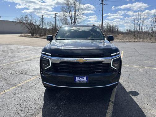 2025 Chevrolet Tahoe LS