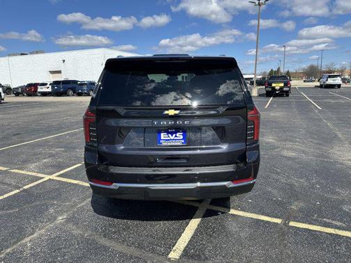 2025 Chevrolet Tahoe LS