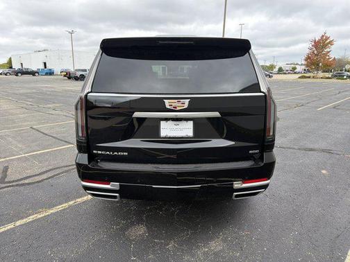 2026 Cadillac Escalade ESV Luxury