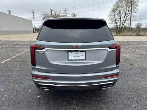 2025 Cadillac XT6 Luxury AWD