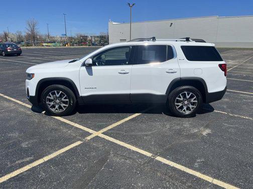 2022 GMC Acadia AWD SLE