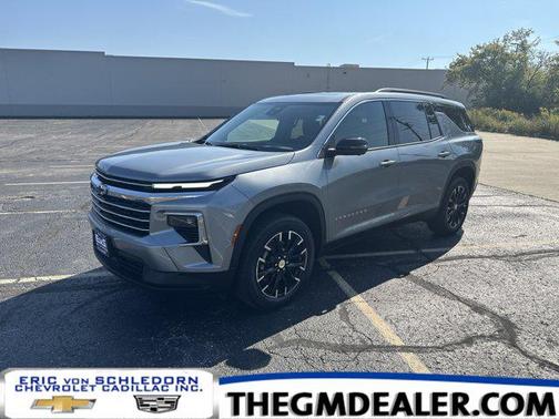 2025 Chevrolet Traverse LT