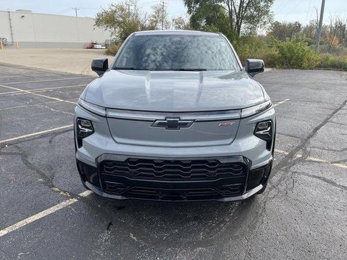 2025 Chevrolet Silverado EV RST