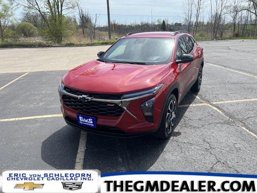 Apex Red 2026 Chevrolet Trax FWD 2RS